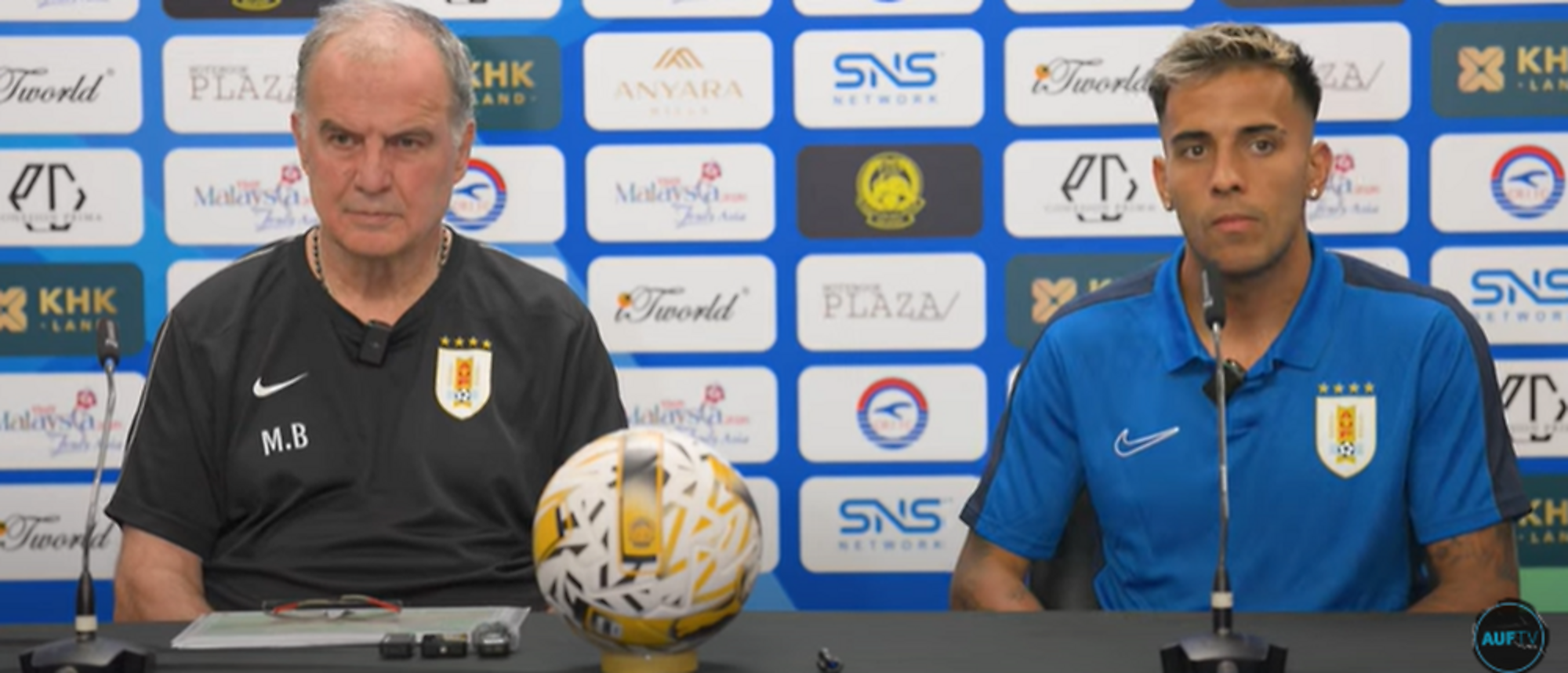 Conferencia de prensa de Marcelo Bielsa y Rodrigo Zalazar Conferencia de prensa de Marcelo Bielsa y Rodrigo Zalazar