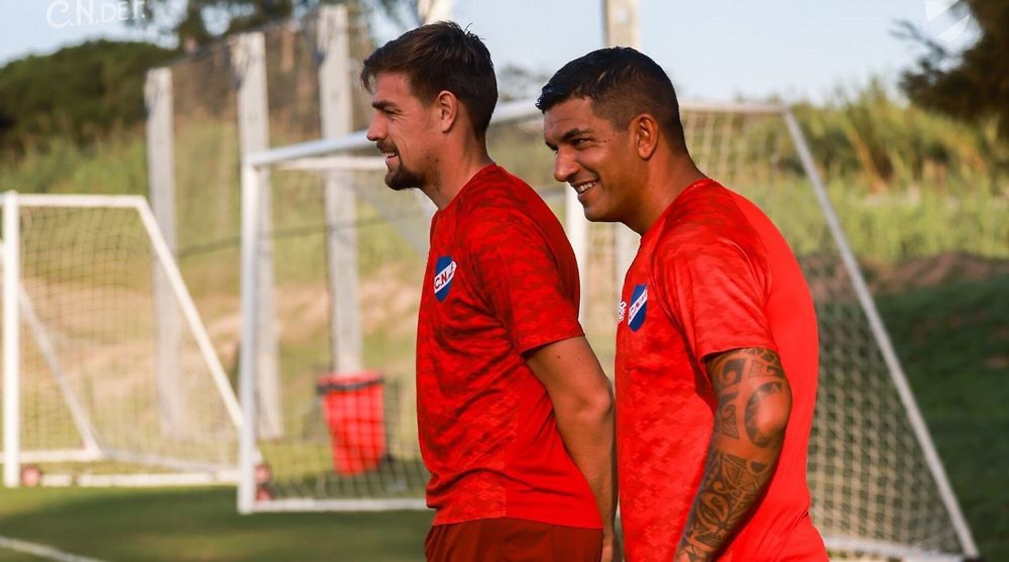 Diego Polenta y Sebastián Coates en la práctica de Nacional