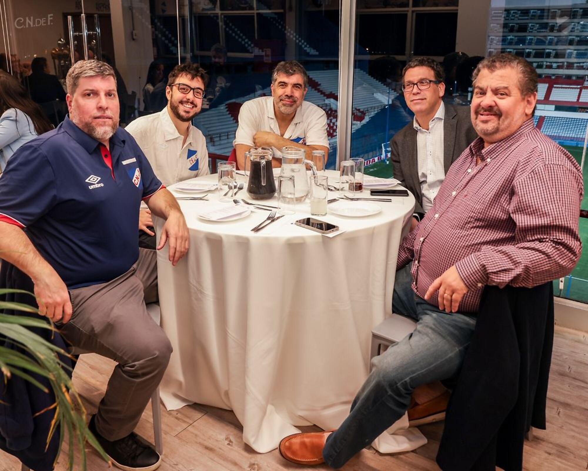 Flavio Perchman junto a Óscar Andrade y Joaquín Sequeira en la cena de Nacional con legisladores Flavio Perchman junto a Óscar Andrade y Joaquín Sequeira en la cena de Nacional con legisladores